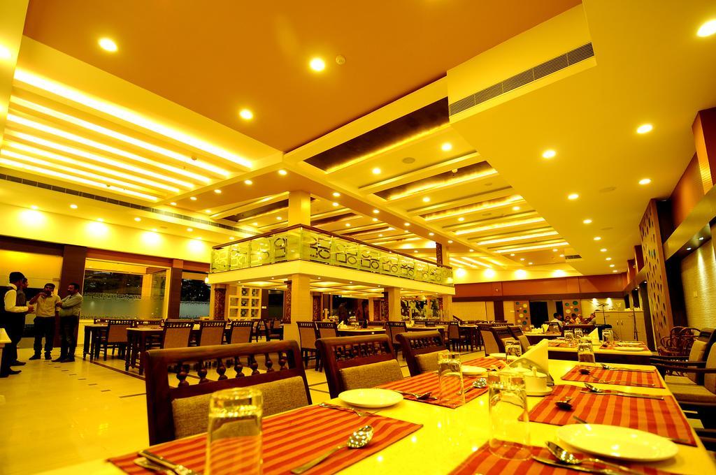 Hotel Aida Kottayam Ngoại thất bức ảnh