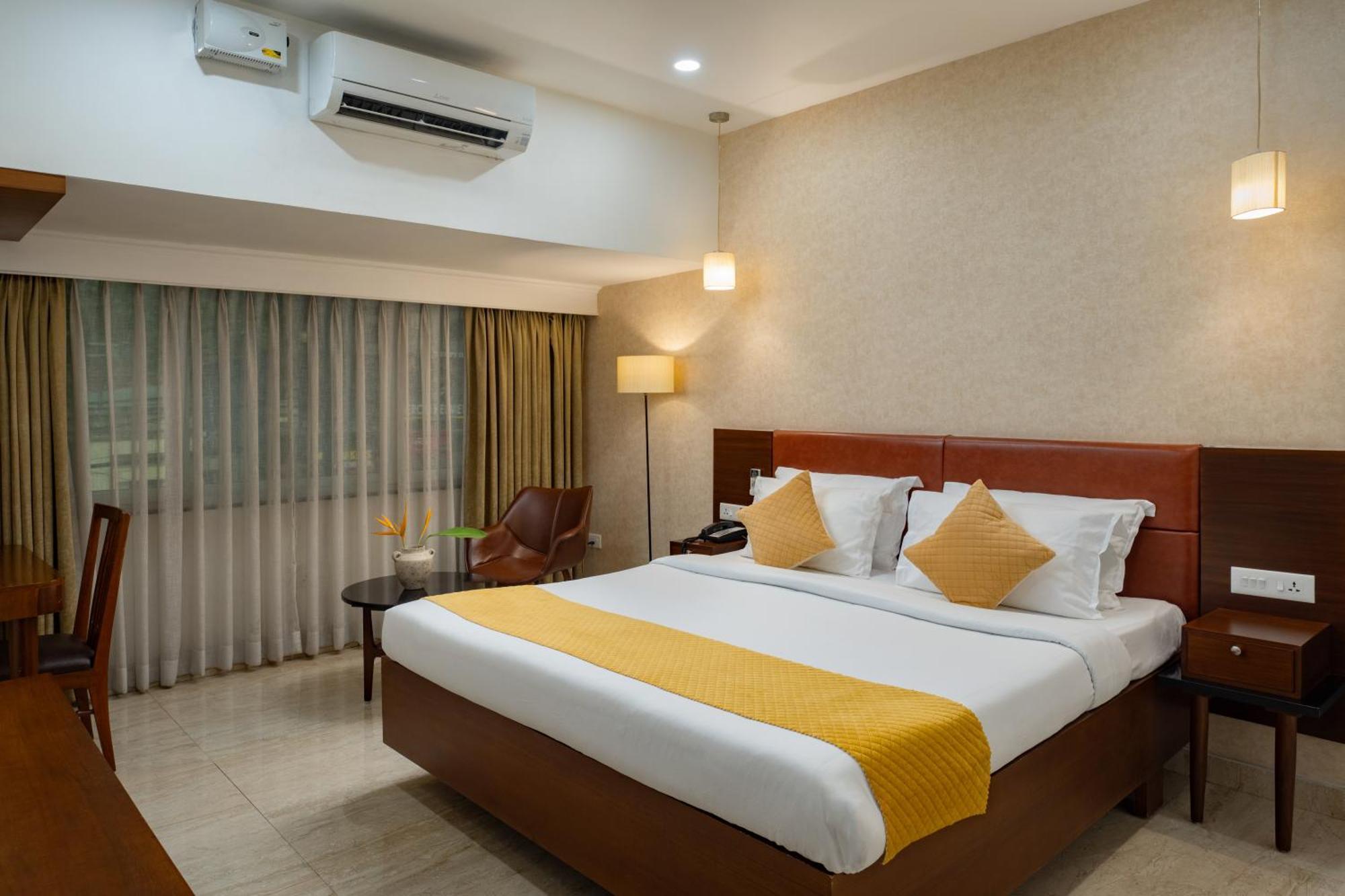 Hotel Aida Kottayam Ngoại thất bức ảnh