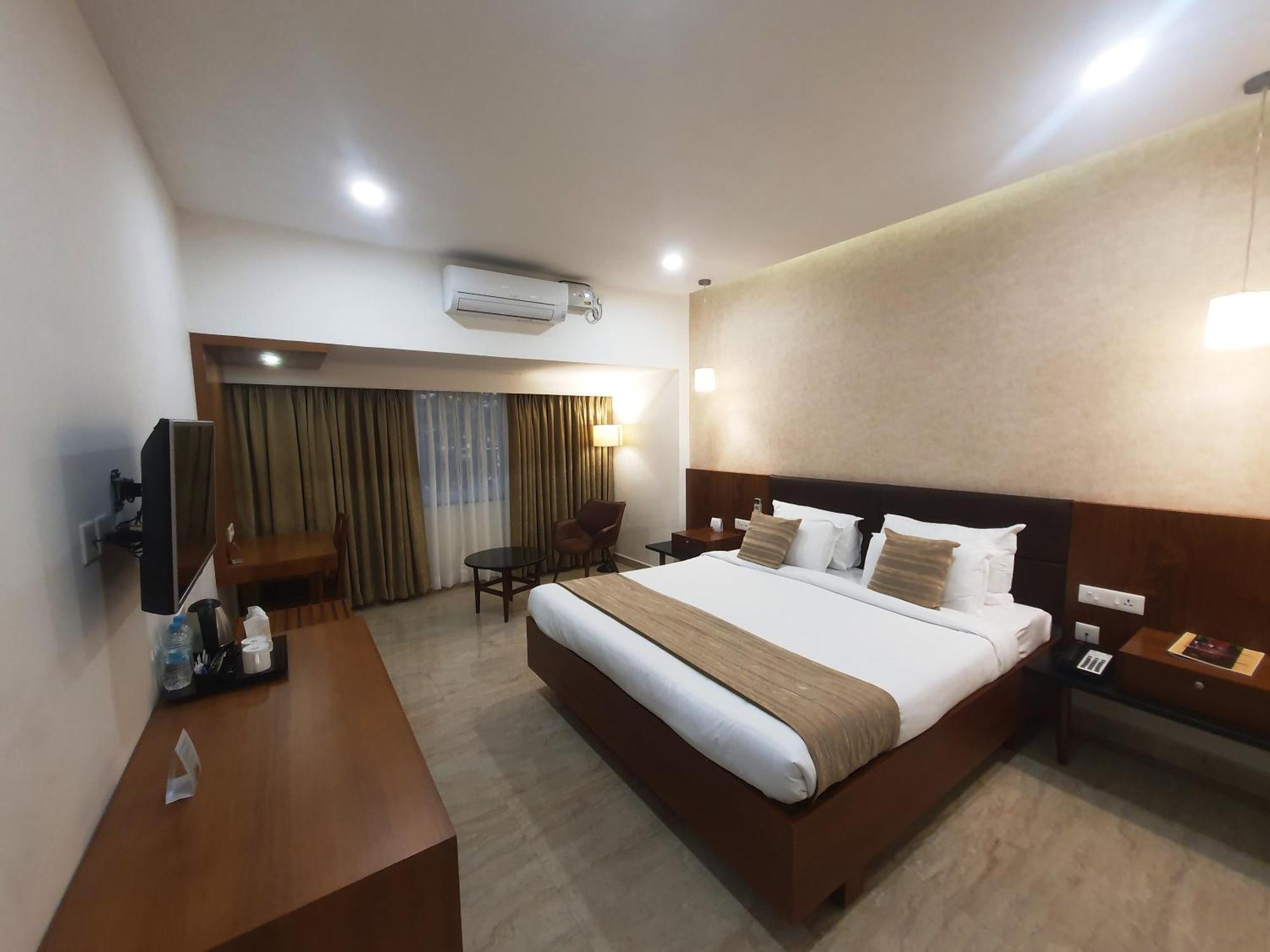 Hotel Aida Kottayam Ngoại thất bức ảnh
