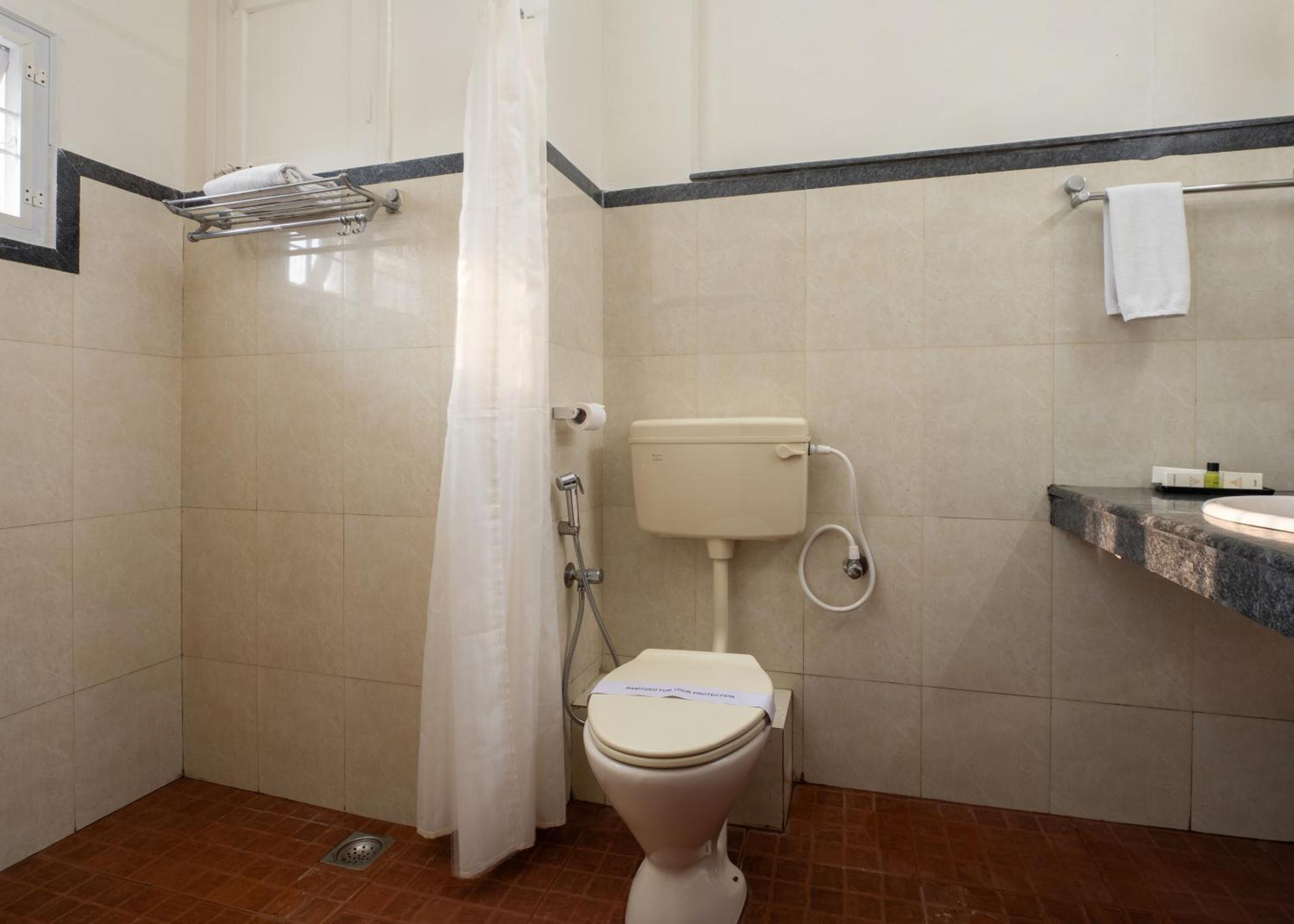 Hotel Aida Kottayam Ngoại thất bức ảnh