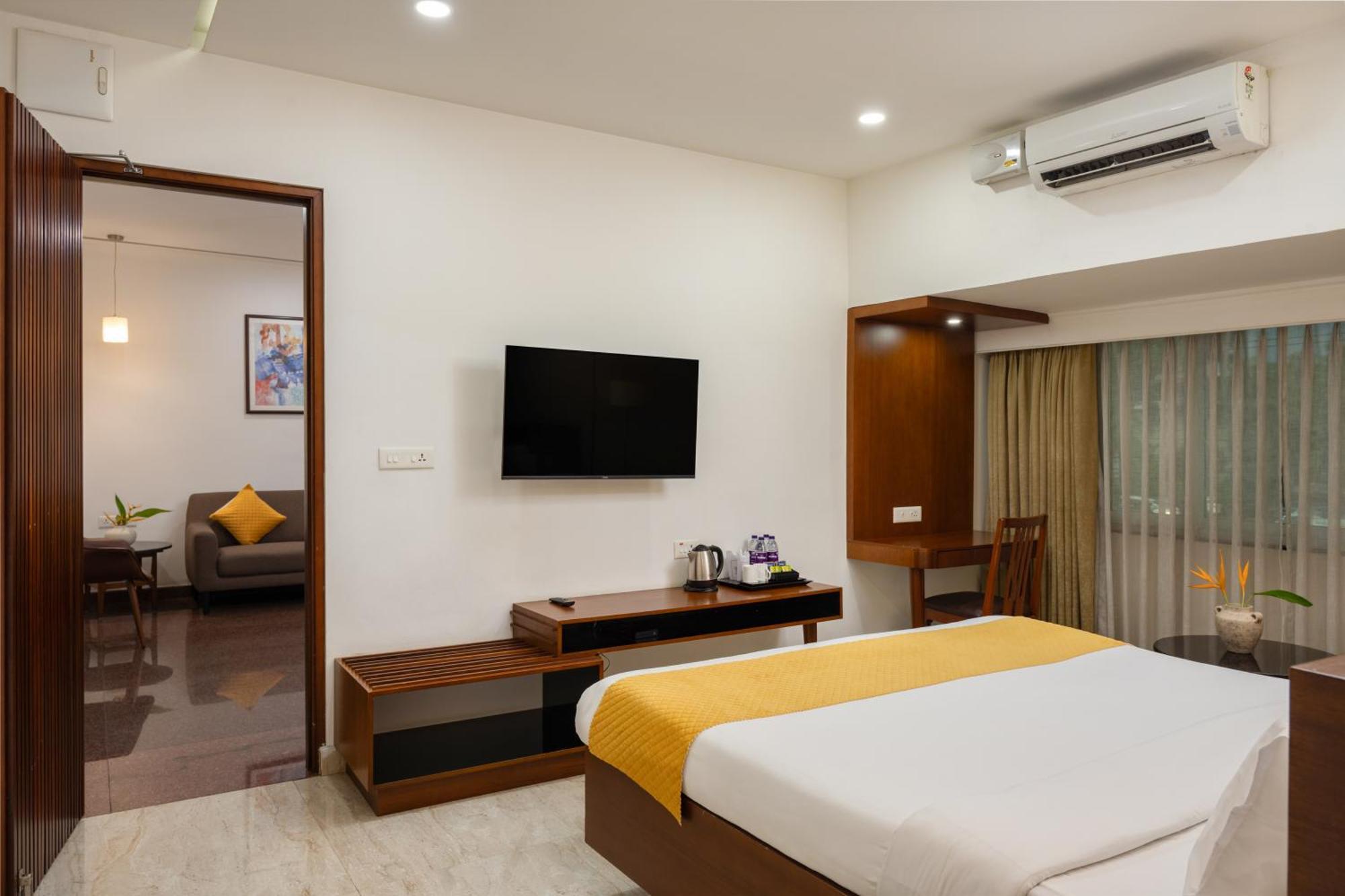Hotel Aida Kottayam Ngoại thất bức ảnh