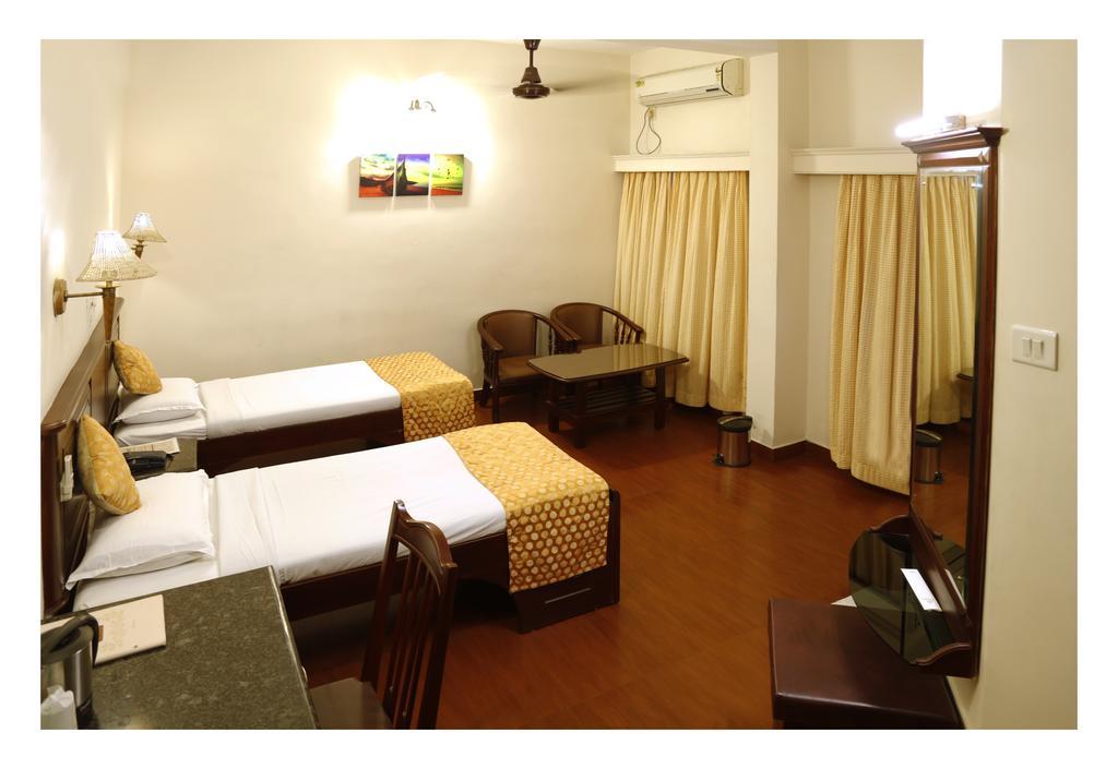 Hotel Aida Kottayam Ngoại thất bức ảnh