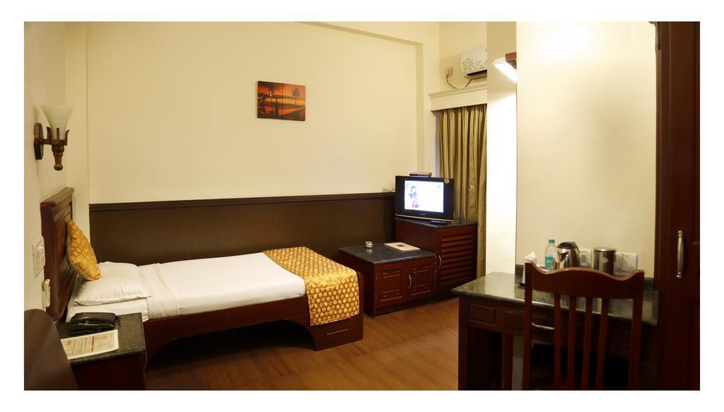 Hotel Aida Kottayam Ngoại thất bức ảnh
