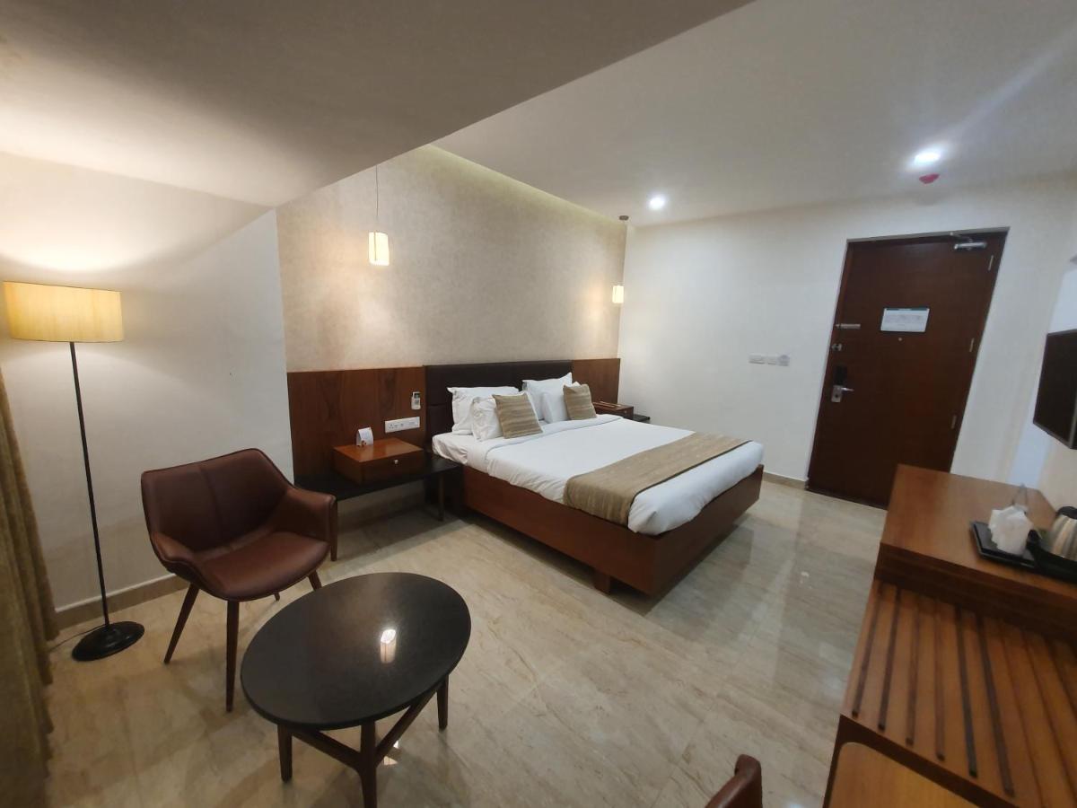 Hotel Aida Kottayam Ngoại thất bức ảnh